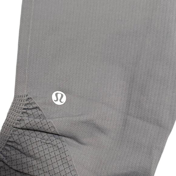 Lululemon Taryn Toomey Awakening Crop Ice Grey Ruched Size 0 Yoga Leggings - Picture 2 of 6